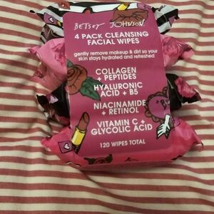 Betsey Johnson Makeup Removal Wipes